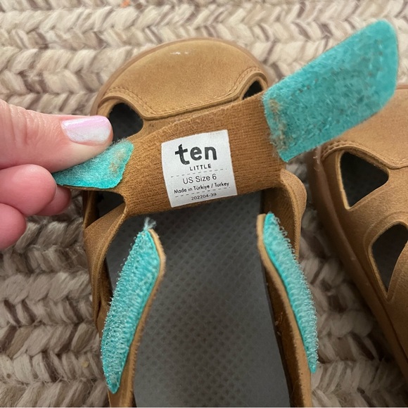 Ten little sandals shoes tan brown size 6 toddler/baby - Picture 7 of 7